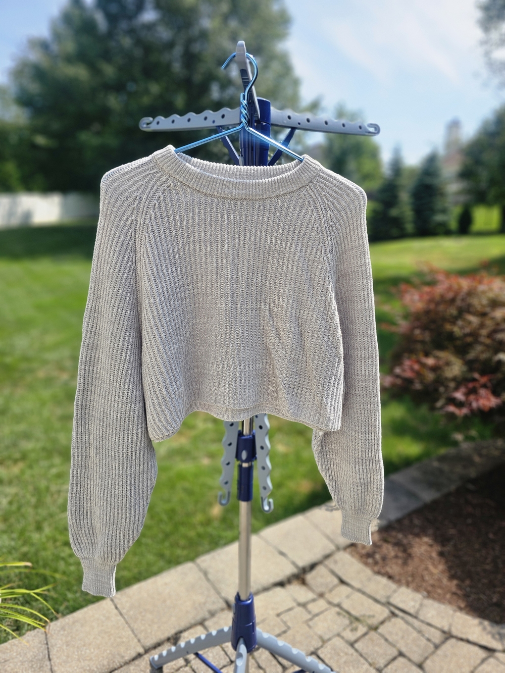 Aeropostale - Gray Cropped Crewneck Sweater